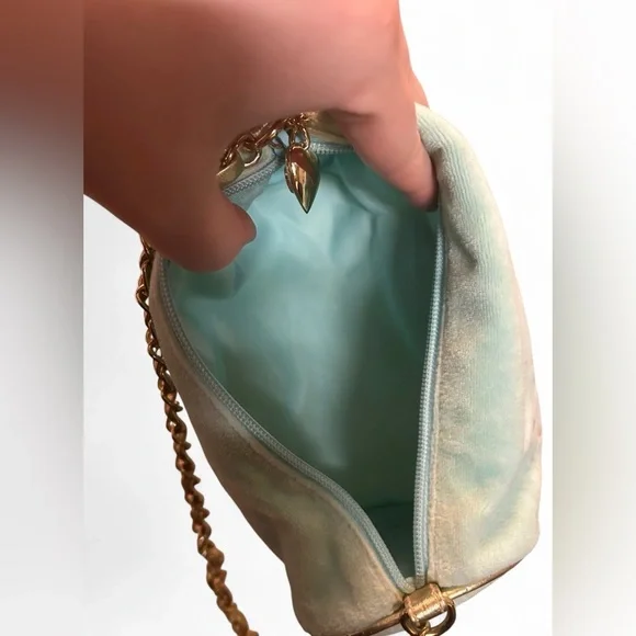 Vintage Couture Minicci Blue Velour Barrel Shoulder Bag Y2K - Picture 6 of 7